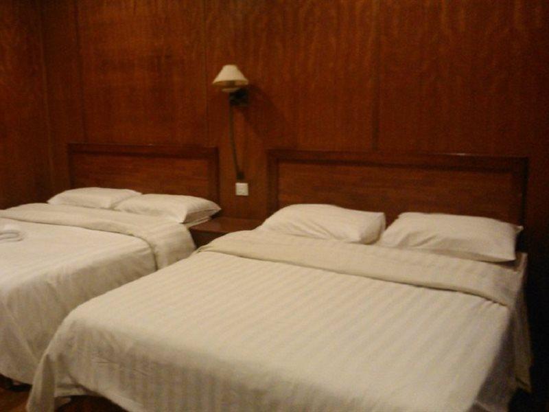 Langgura Baron Resort Pantai Cenang  Extérieur photo