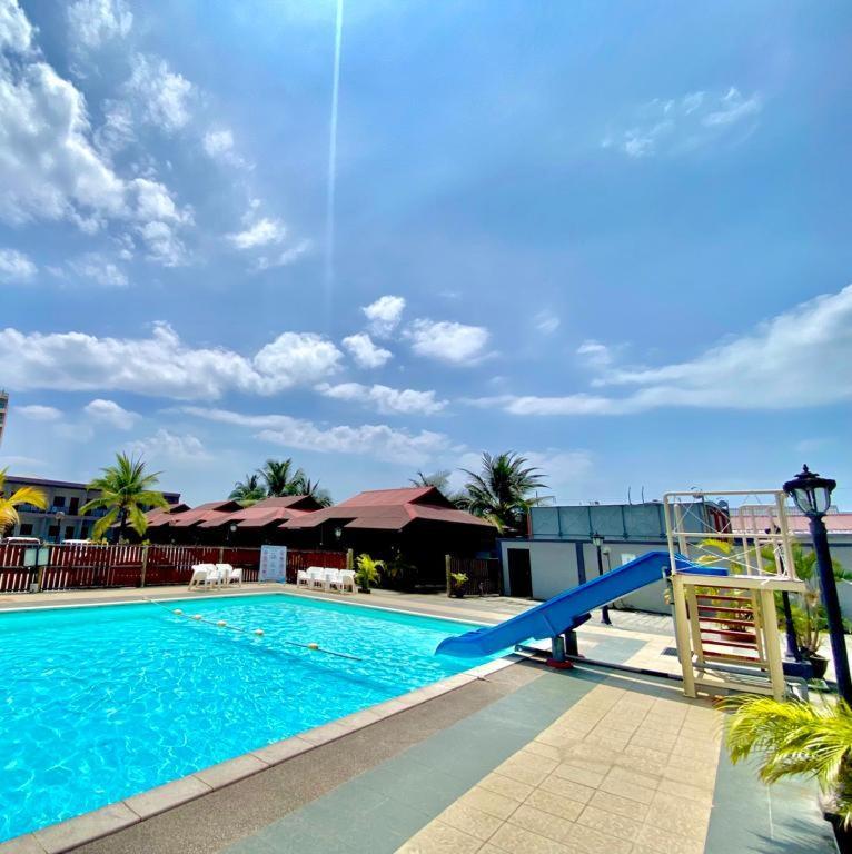 Langgura Baron Resort Pantai Cenang  Extérieur photo