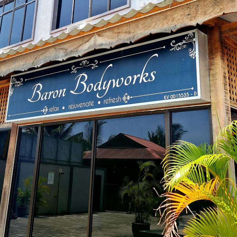 Langgura Baron Resort Pantai Cenang  Extérieur photo