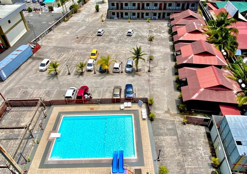 Langgura Baron Resort Pantai Cenang  Extérieur photo