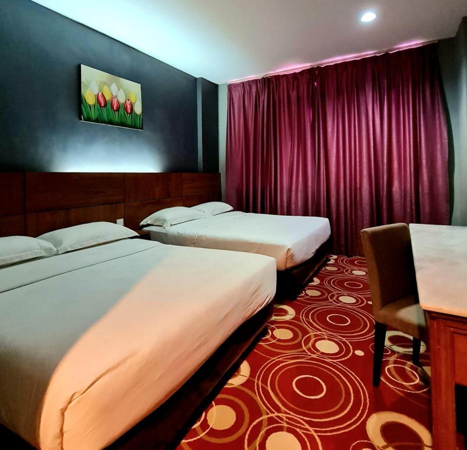 Langgura Baron Resort Pantai Cenang  Extérieur photo