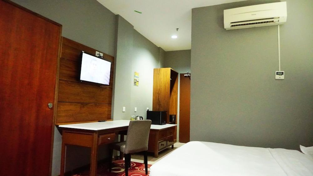 Langgura Baron Resort Pantai Cenang  Extérieur photo