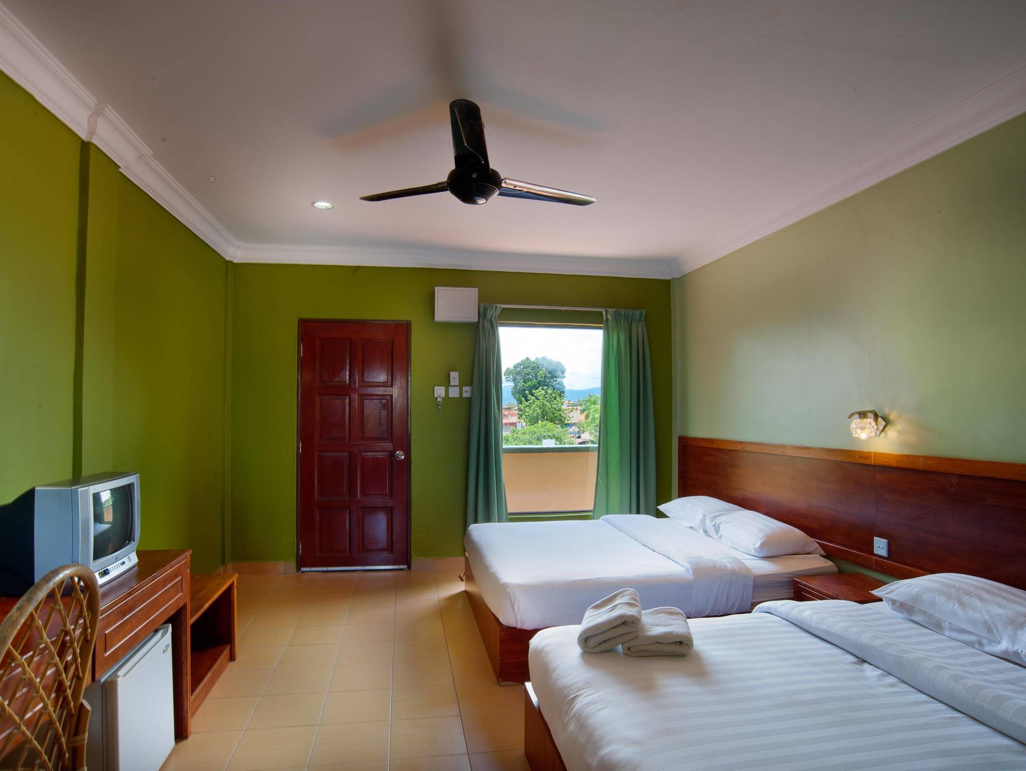 Langgura Baron Resort Pantai Cenang  Extérieur photo