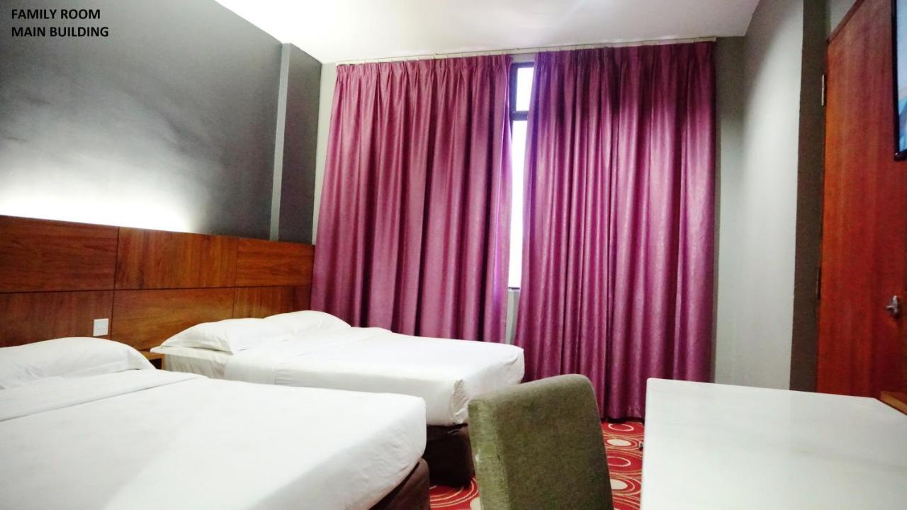 Langgura Baron Resort Pantai Cenang  Extérieur photo
