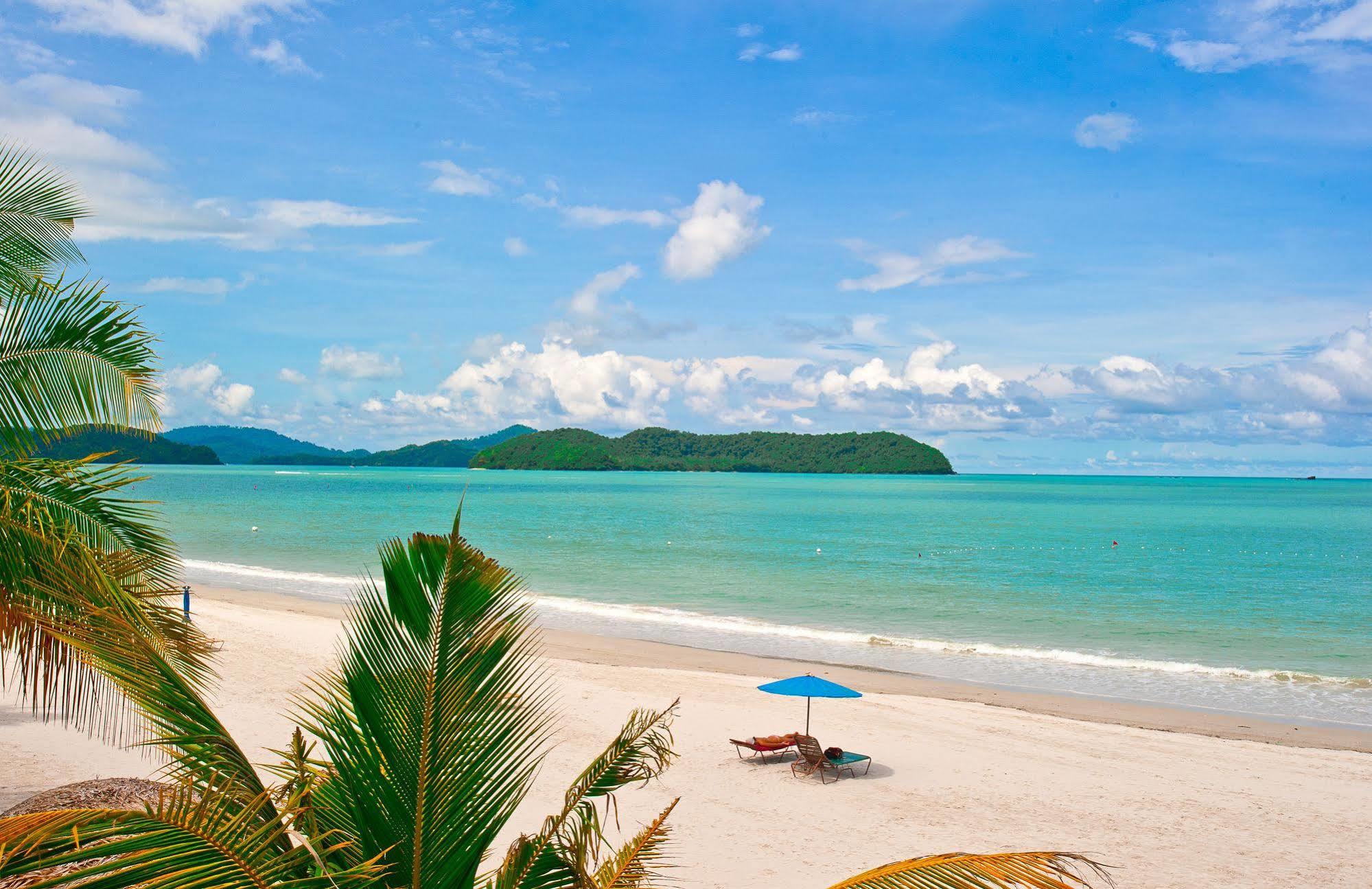Langgura Baron Resort Pantai Cenang  Extérieur photo